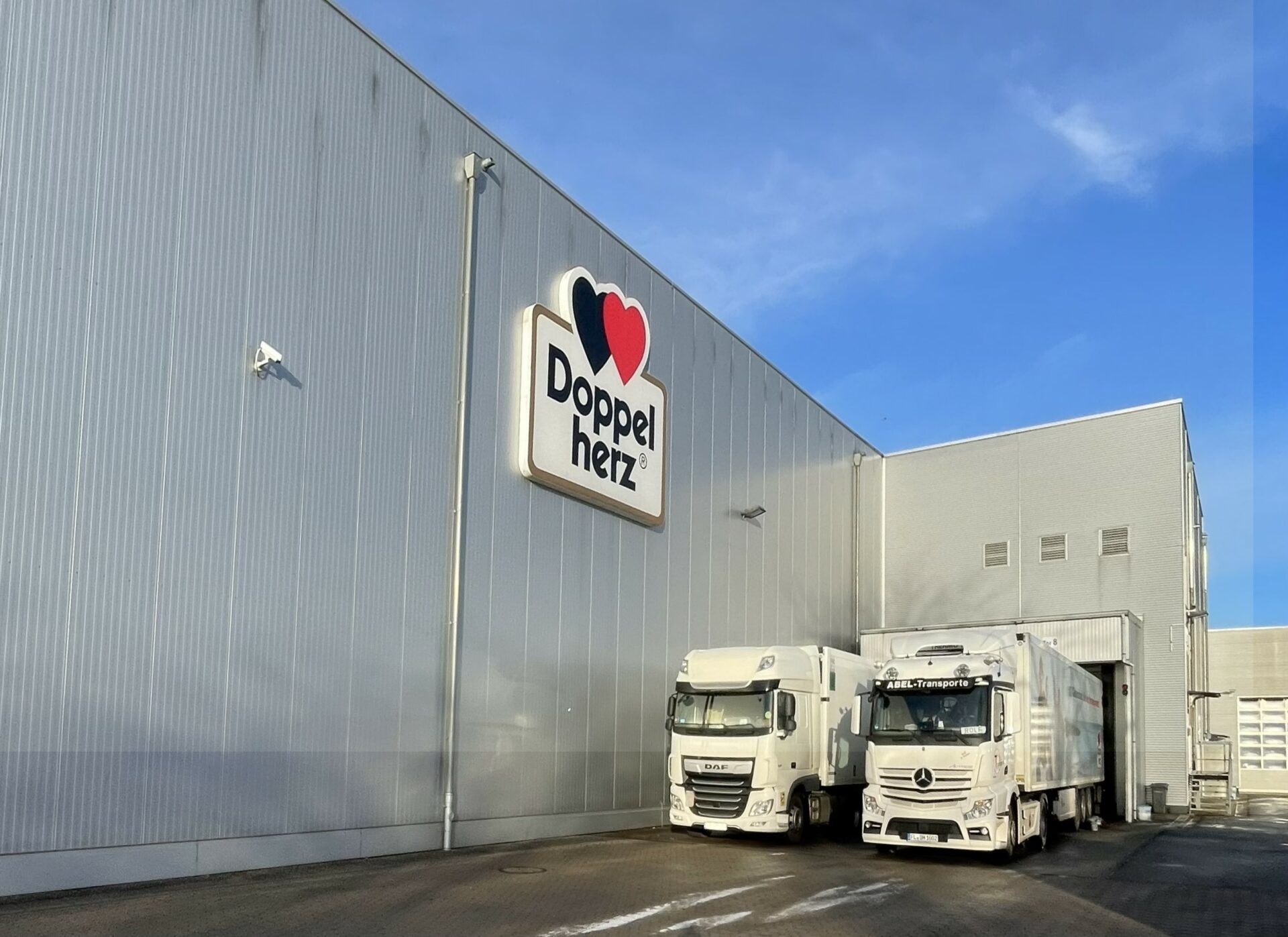 Queisser Pharma, Erweiterung Produktion, Labor, Büros