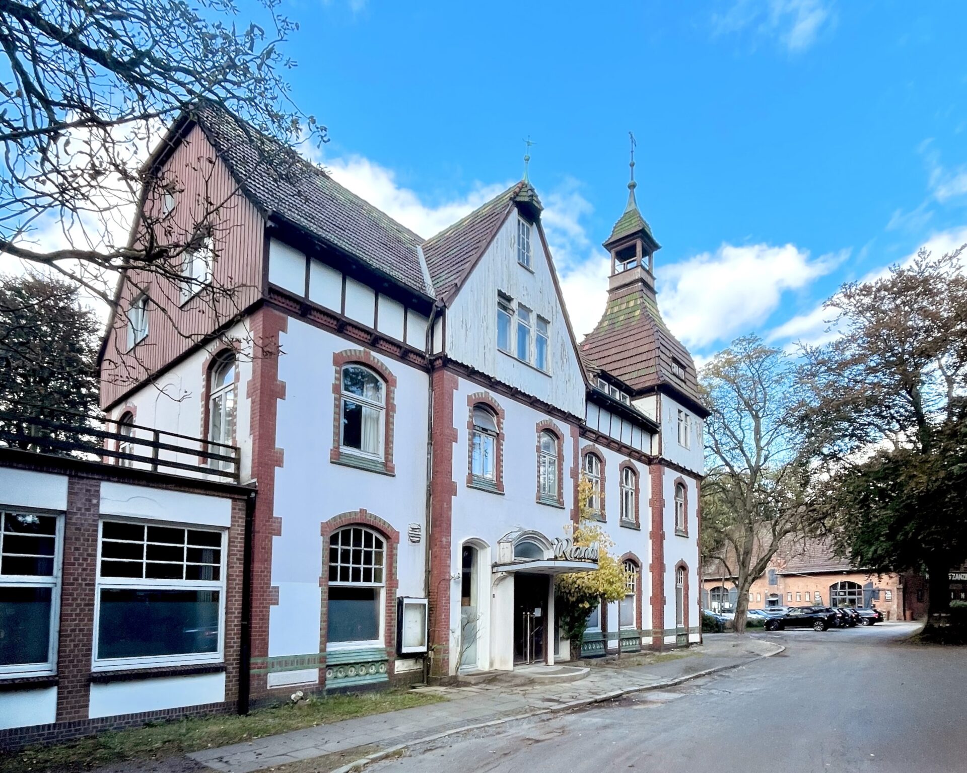 Gasthofgebäude Randelpark